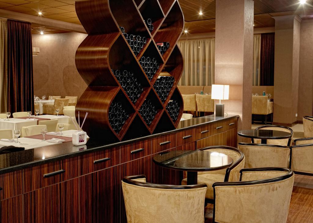 Codru Hotel Kişinev Dış mekan fotoğraf