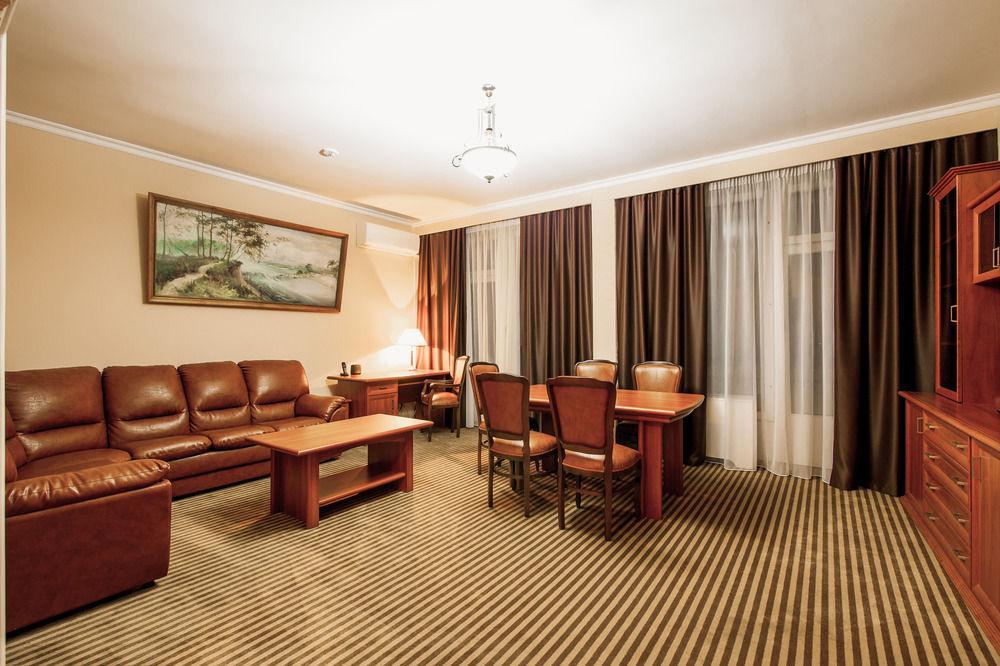 Codru Hotel Kişinev Dış mekan fotoğraf