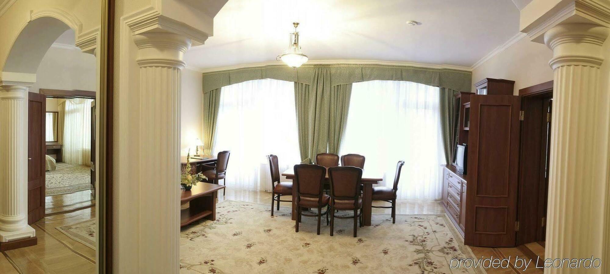 Codru Hotel Kişinev Dış mekan fotoğraf